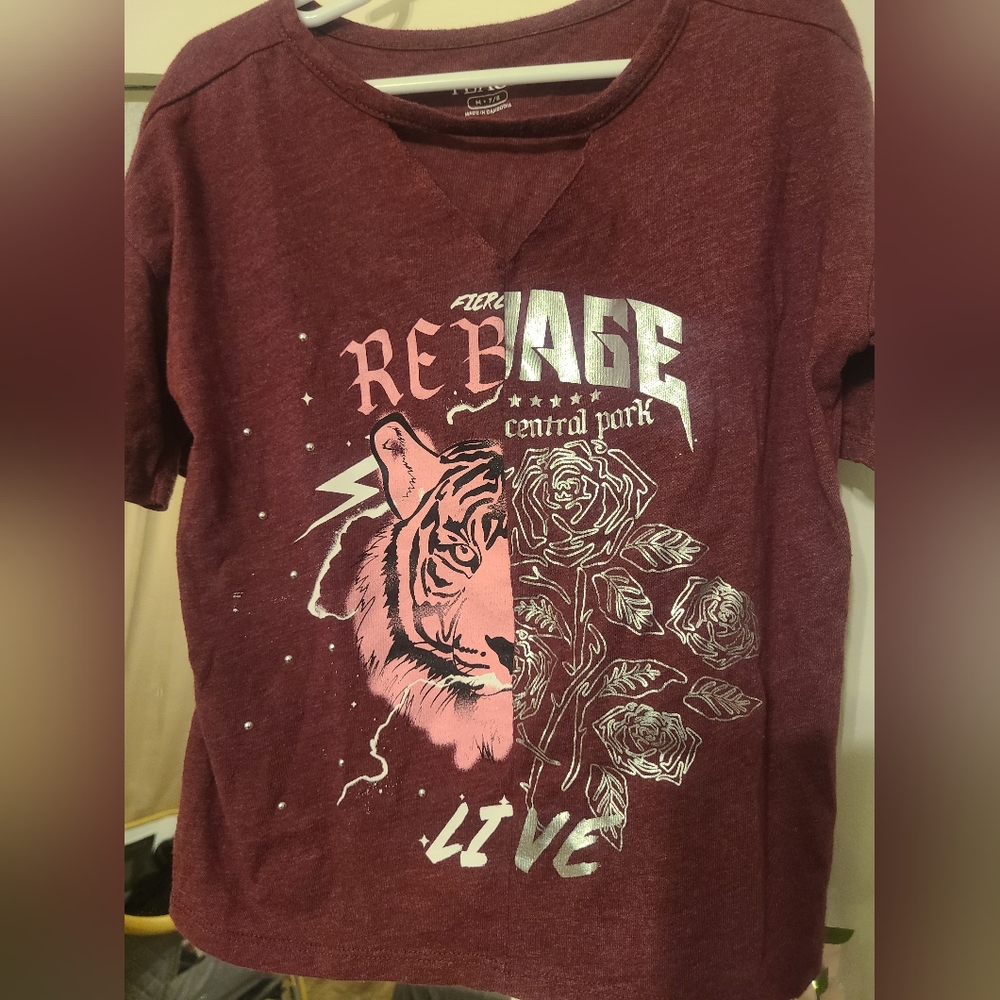 Cute Graphic Girl T-shirt
